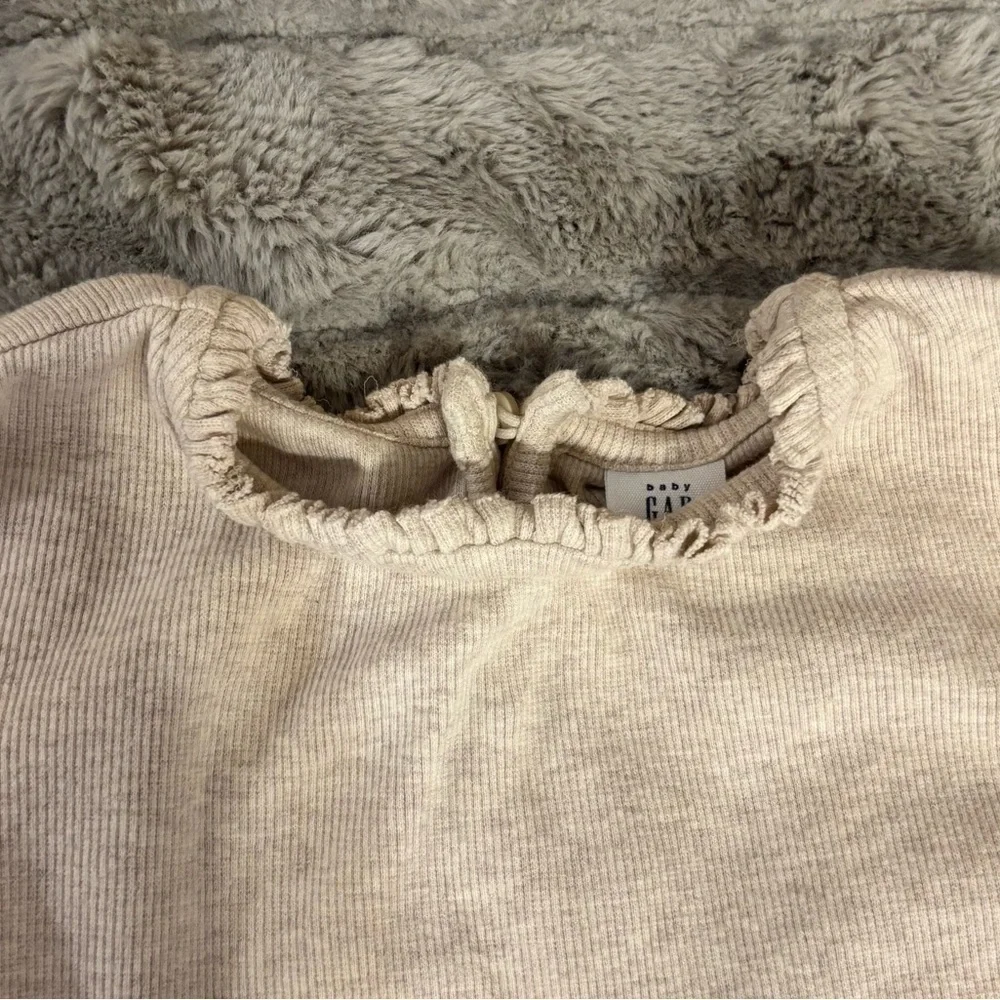 Beige Gap Kids Fine Ribbed Pullover Ruffle Sweater, Long Sleeve, 5 Years